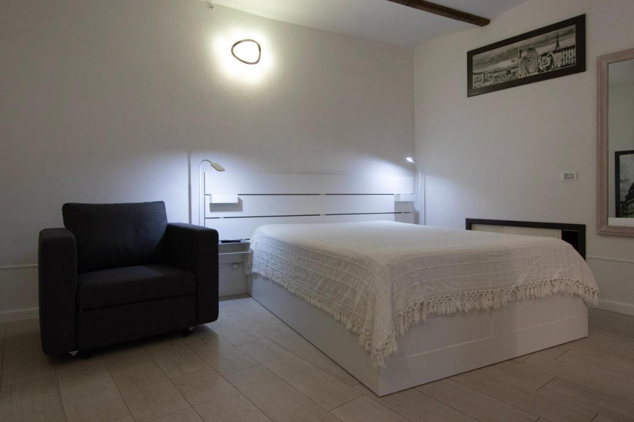 Santa Chiara Apartment Торино Екстериор снимка